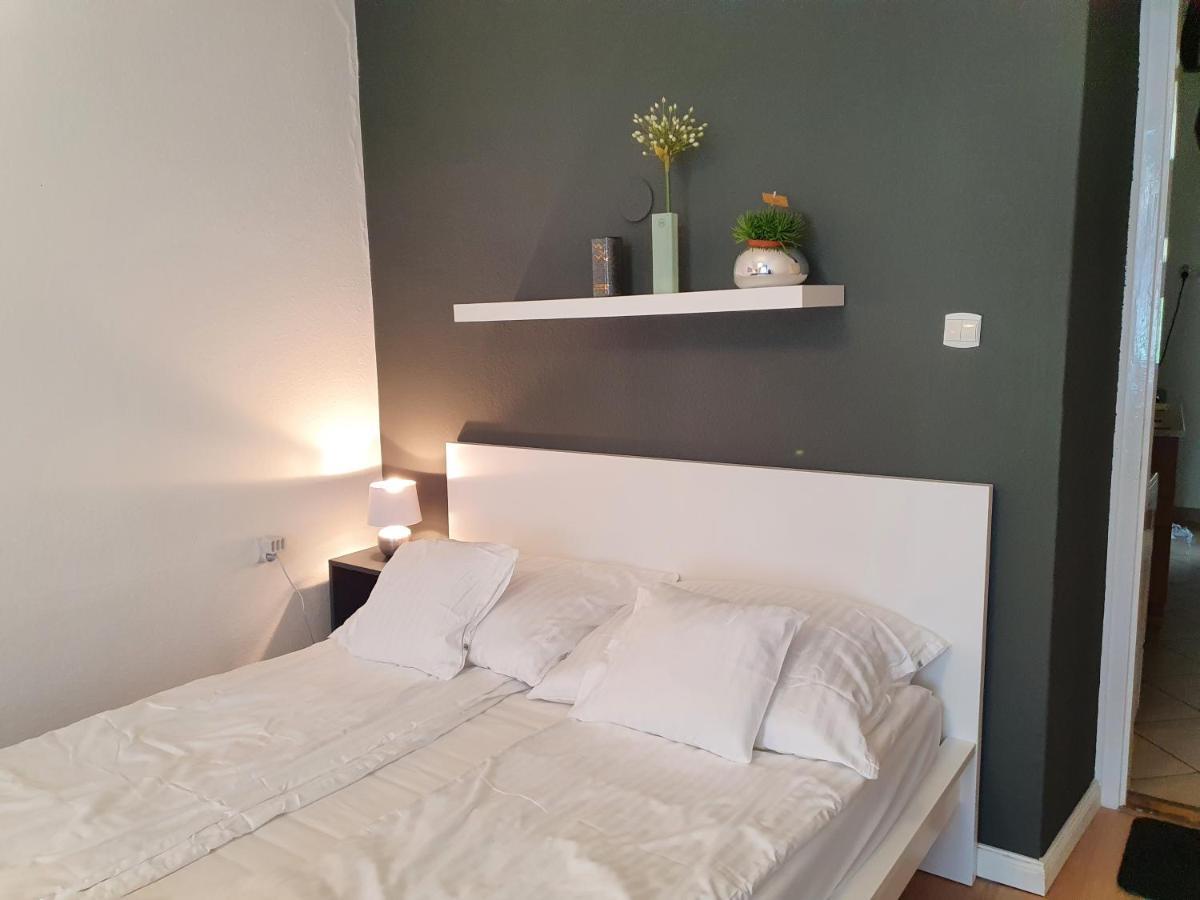 Boesix Apartman Budapest Luaran gambar