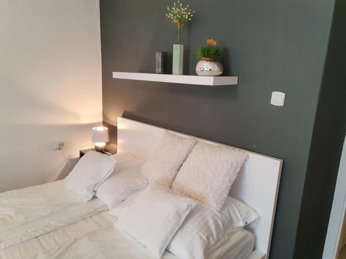Boesix Apartman Budapest Luaran gambar